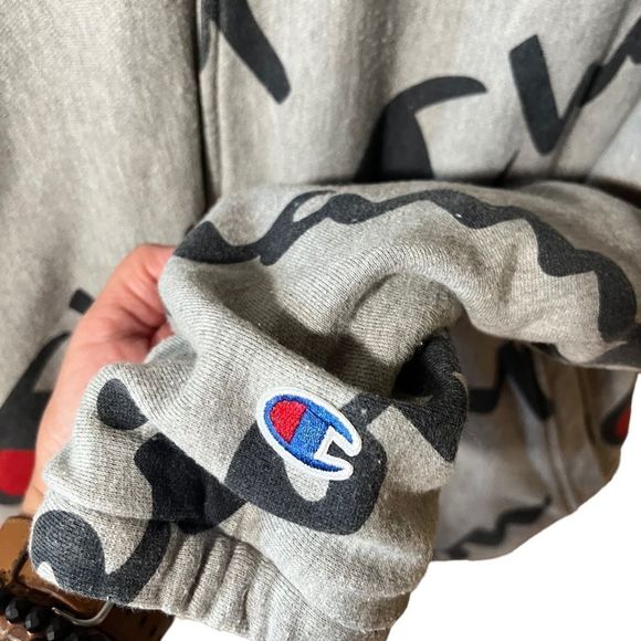 Vintage Champion Large Allover Print Spell Out Reverse Weave Sweatshirt Jacket - Picture 5 of 7